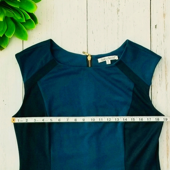 Color Block Sleeveless Midi Dress - Picture 4 of 7